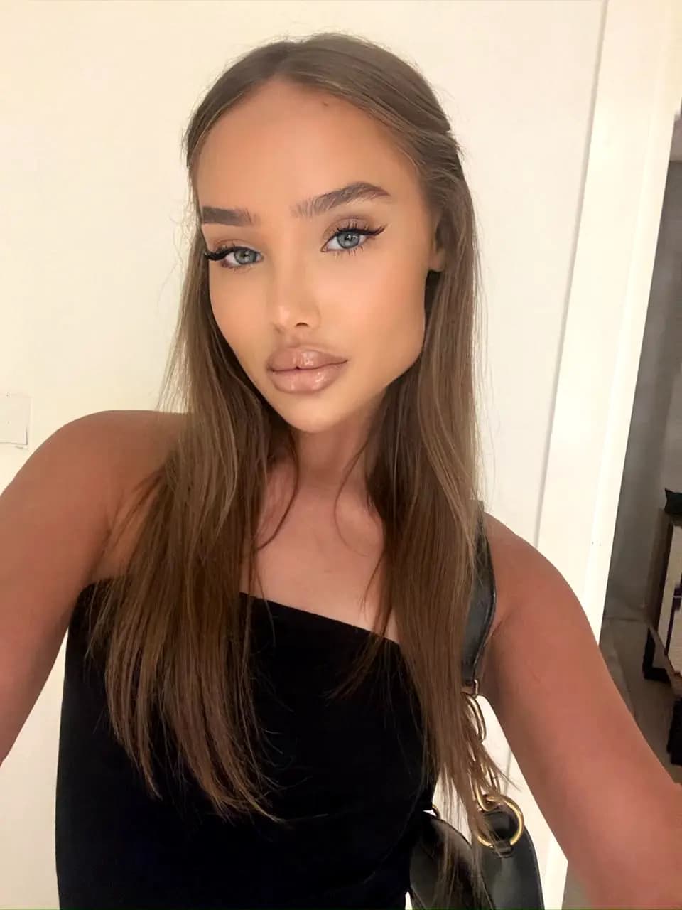 Nikole 6
