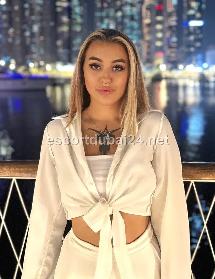 Karina 3