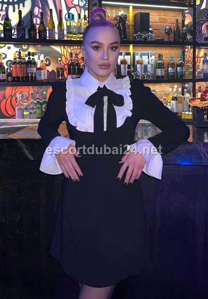 Karina 4