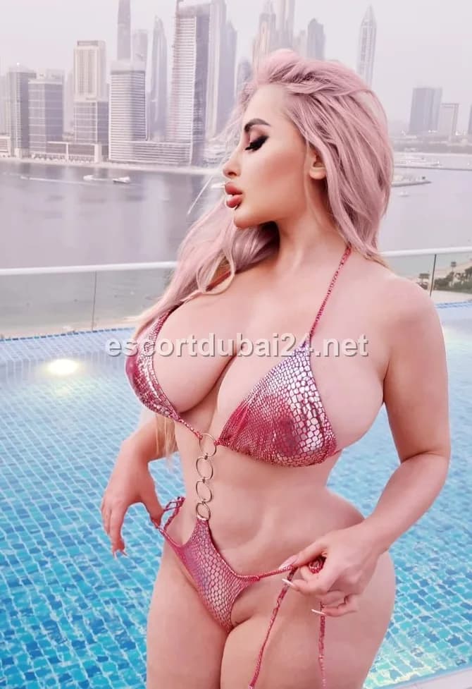 Alisia 3