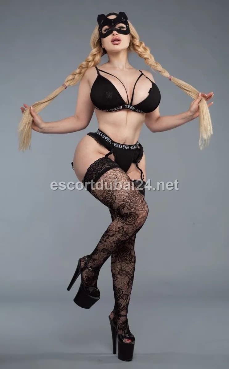 Alisia 7