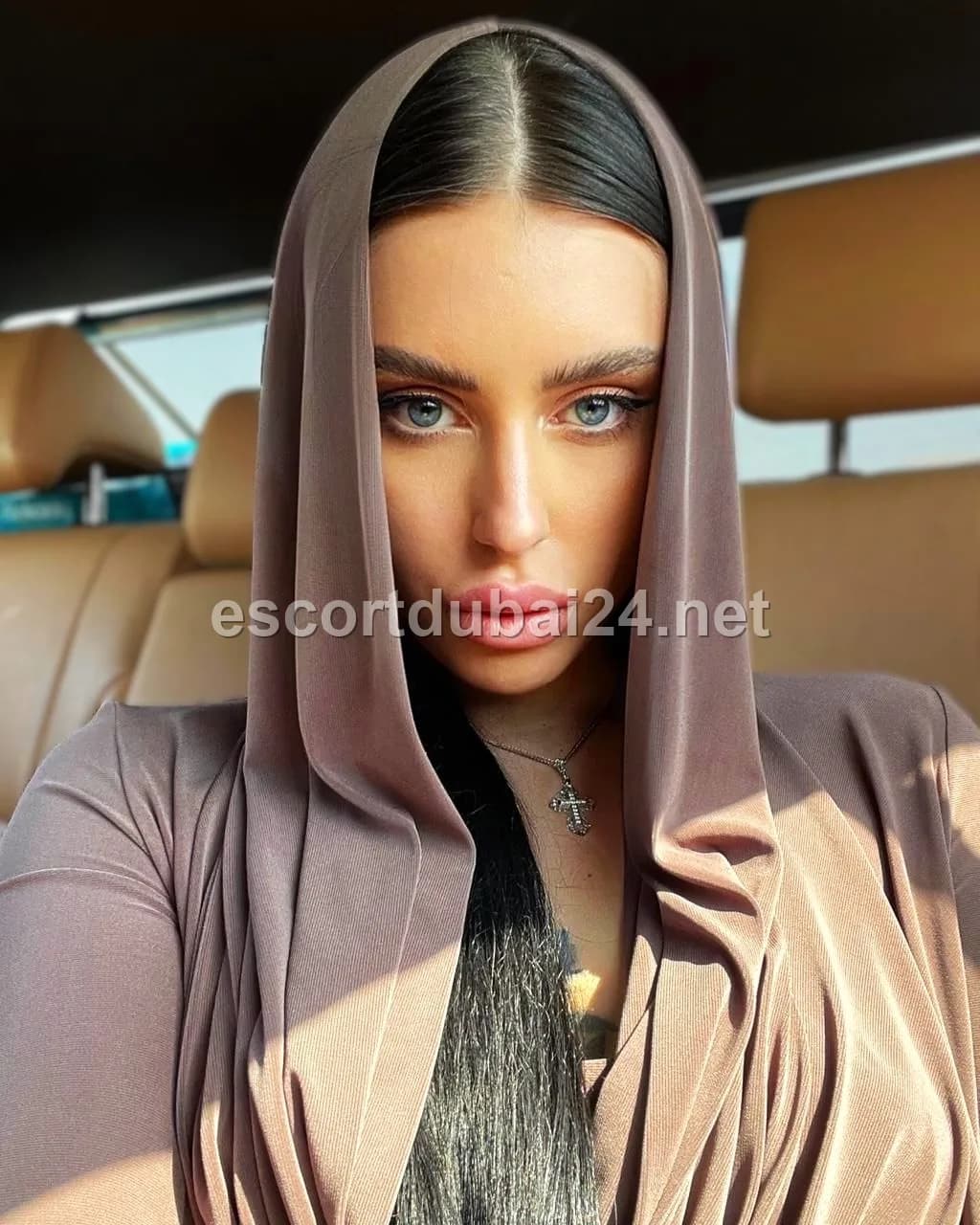 Zara — escort in dubai