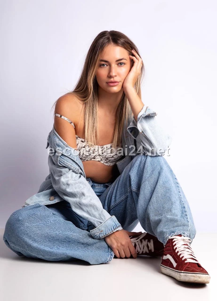 Dina 4