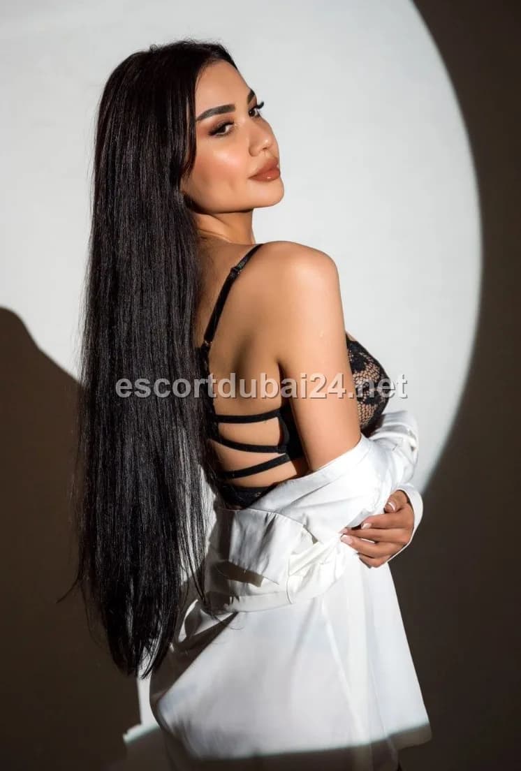 Teona — escort in dubai