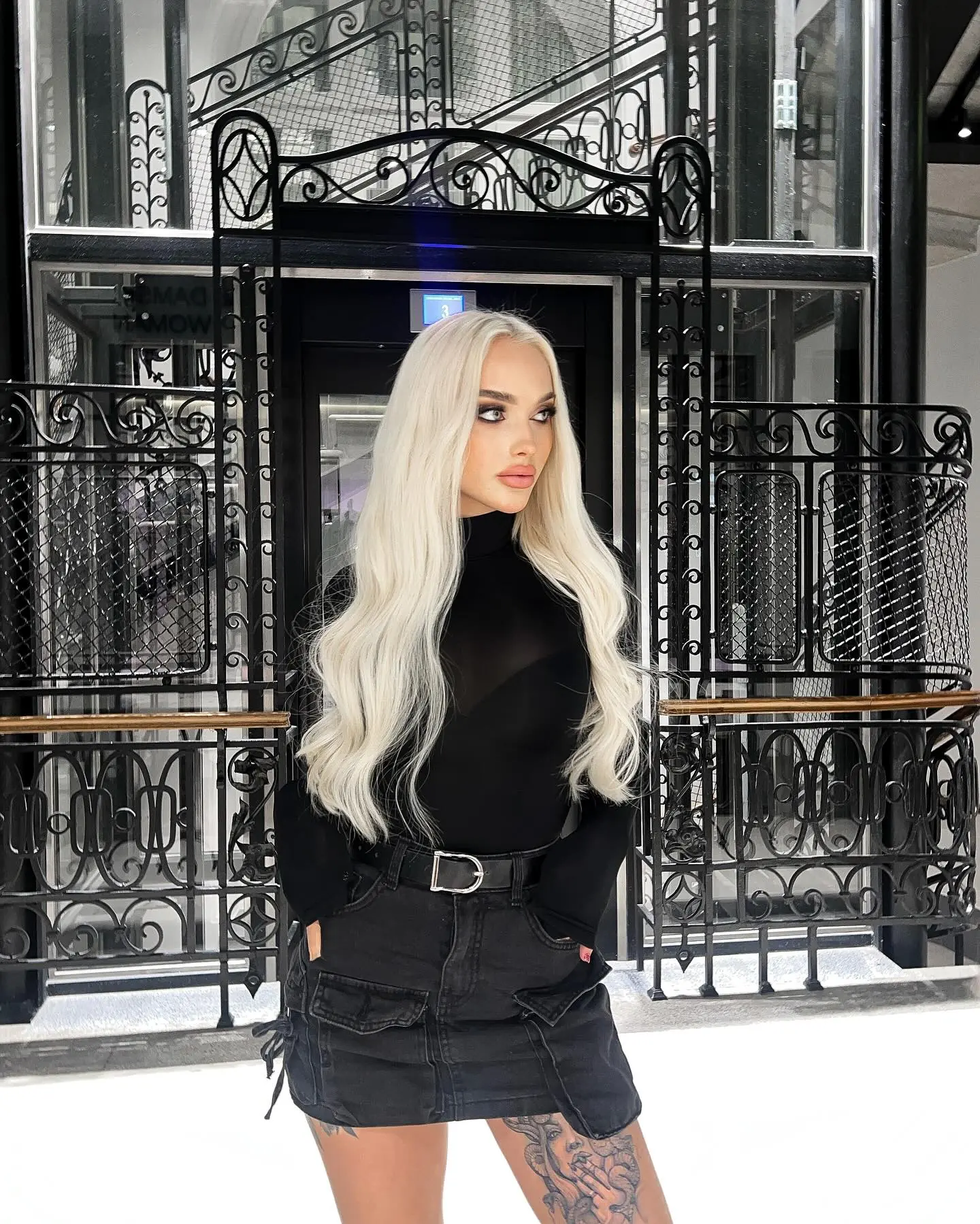 Barbie - Escorte - №3026, Height: 170, Age: 23, Weight: 45