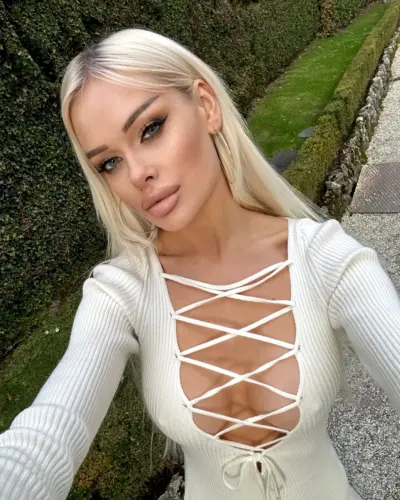 Linda — 3325, Height: 178, Age: 26, Weight: 56