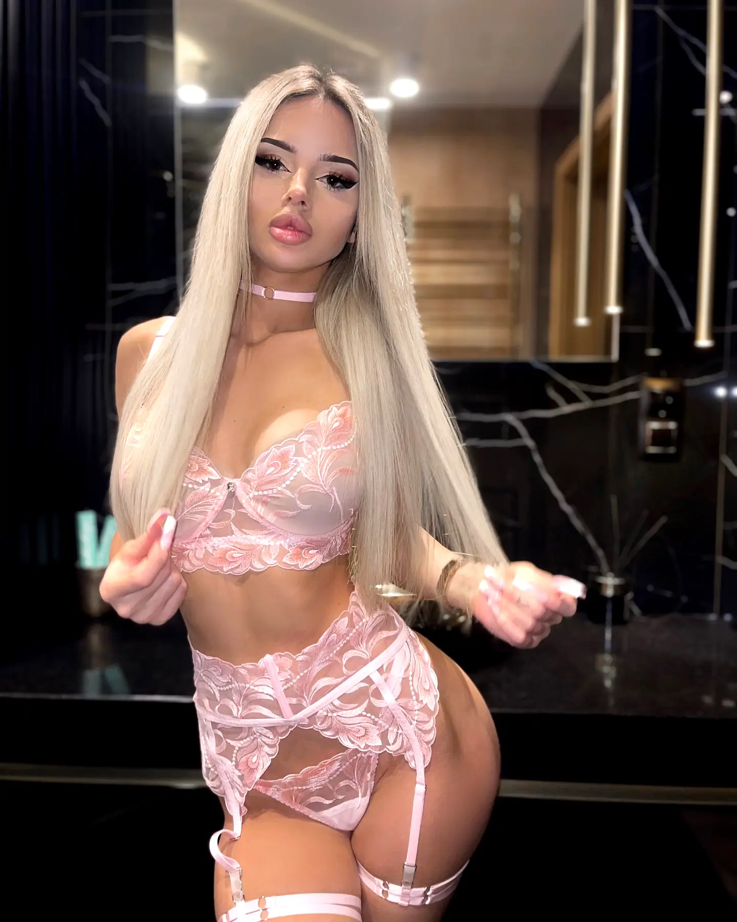 Temmi - Escorte - №3135, Height: 165, Age: 22, Weight: 52
