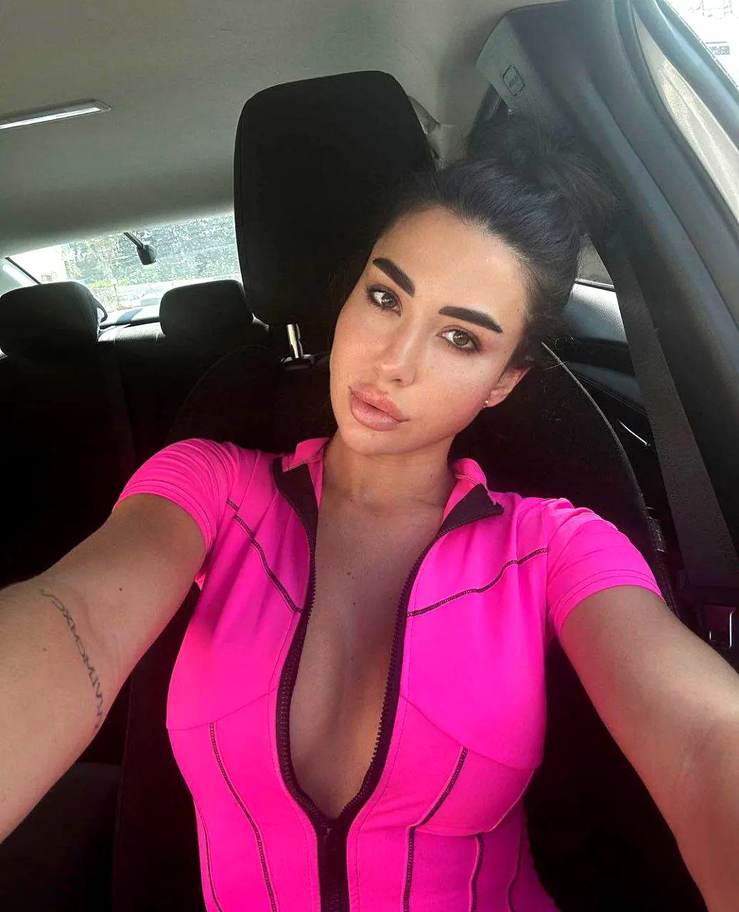 Ciara - Escorte - №3197, Height: 173, Age: 25, Weight: 55
