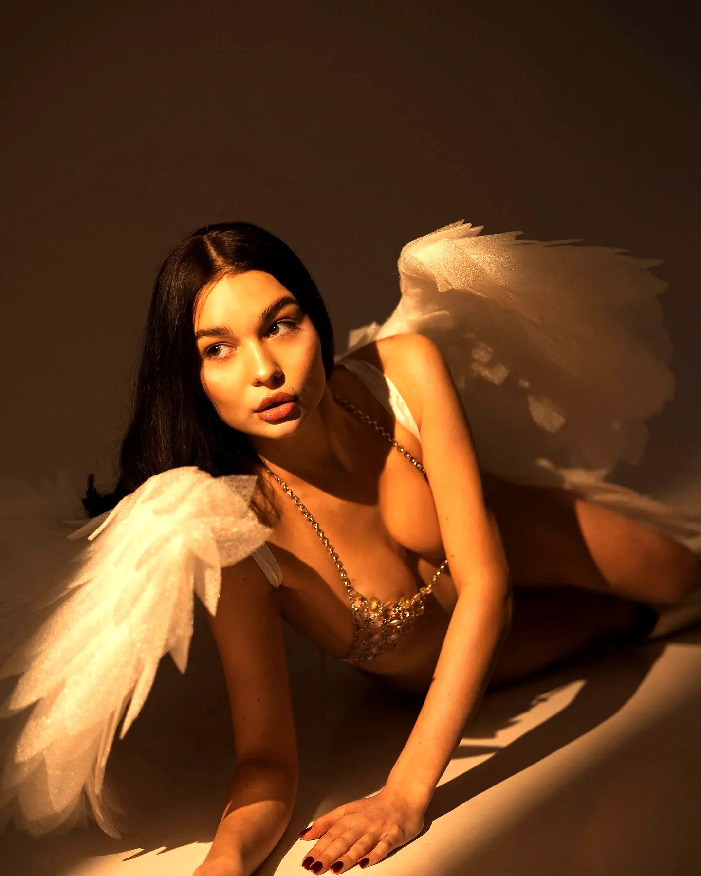 Mirella - Escorte - №3050, Height: 167, Age: 22, Weight: 50