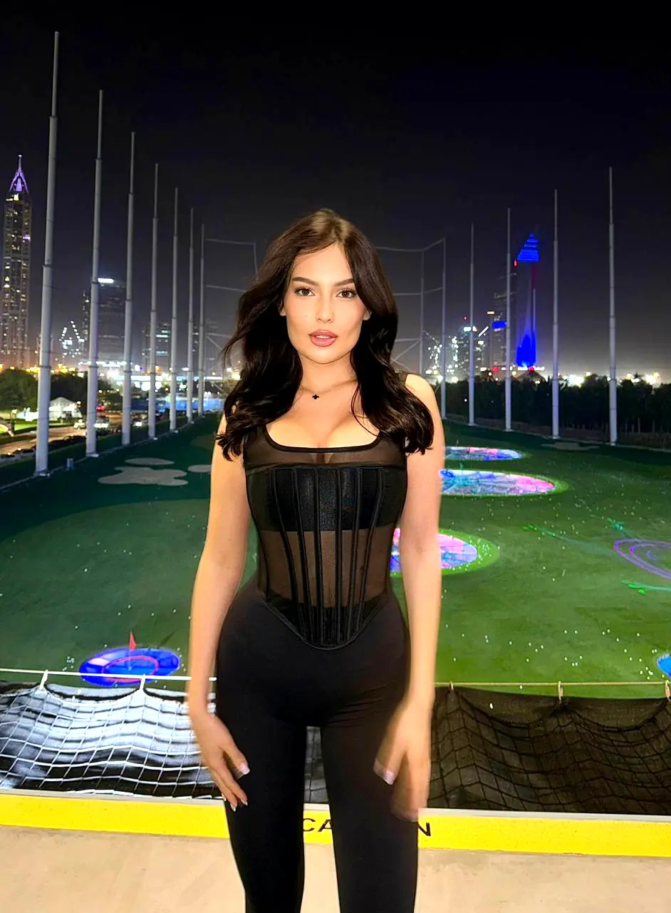 Lisa - Escorte - №3696, Height: 167, Age: 26, Weight: 57