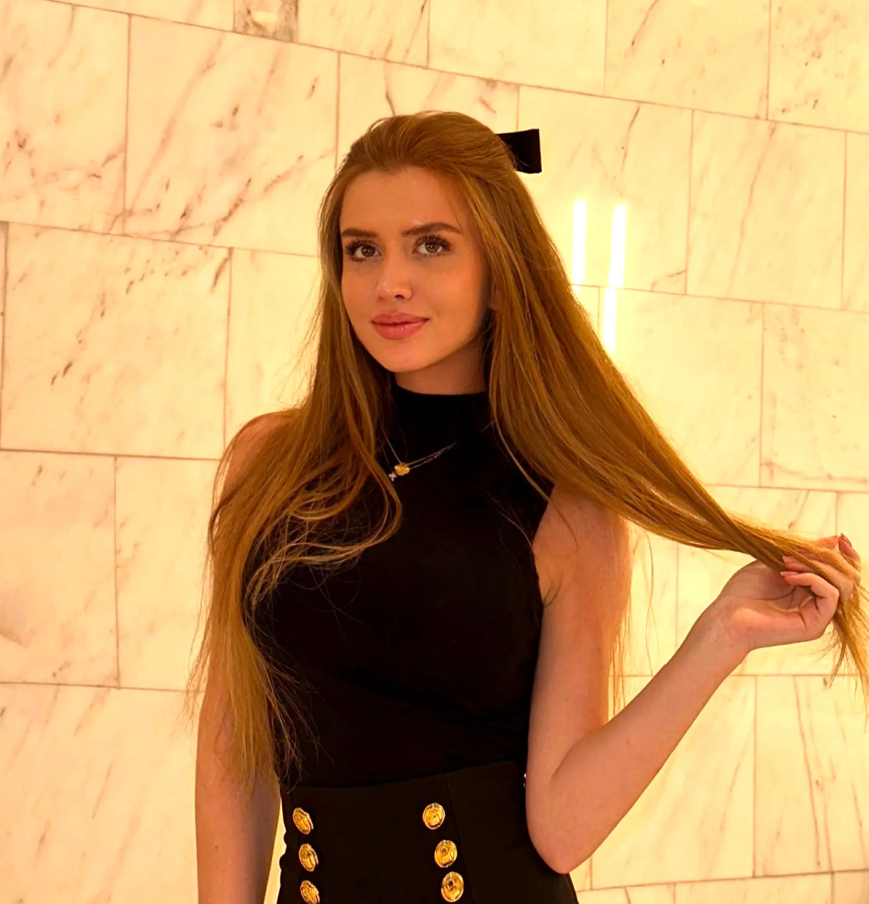 Liza - Escorte - №3515, Height: 174, Age: 24, Weight: 55