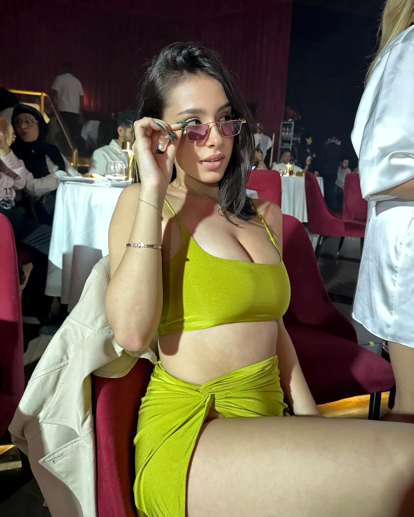 Nita - Escorte - №3733, Height: 166, Age: 25, Weight: 61