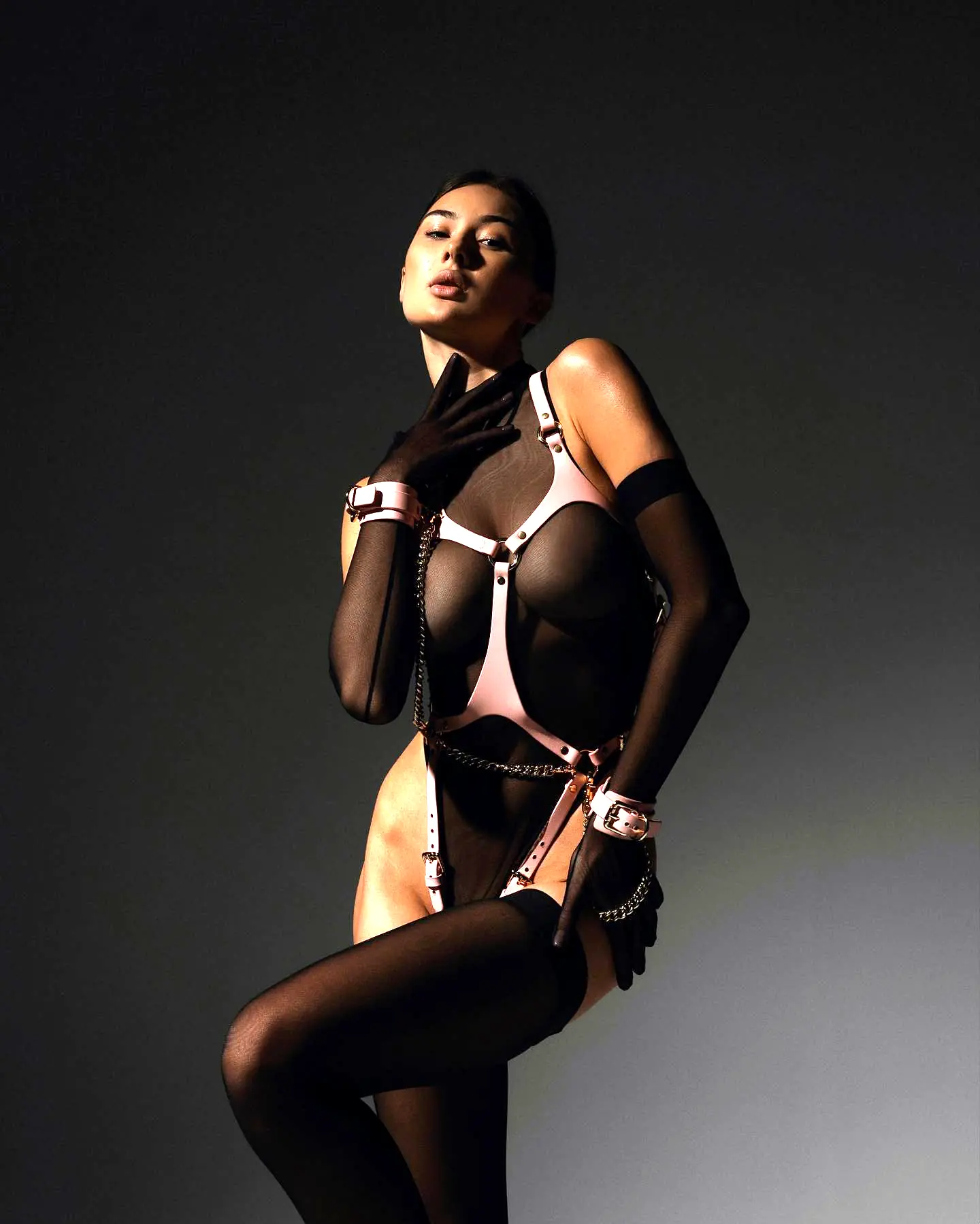 Emma - Escorte - №3654, Height: 171, Age: 23, Weight: 51
