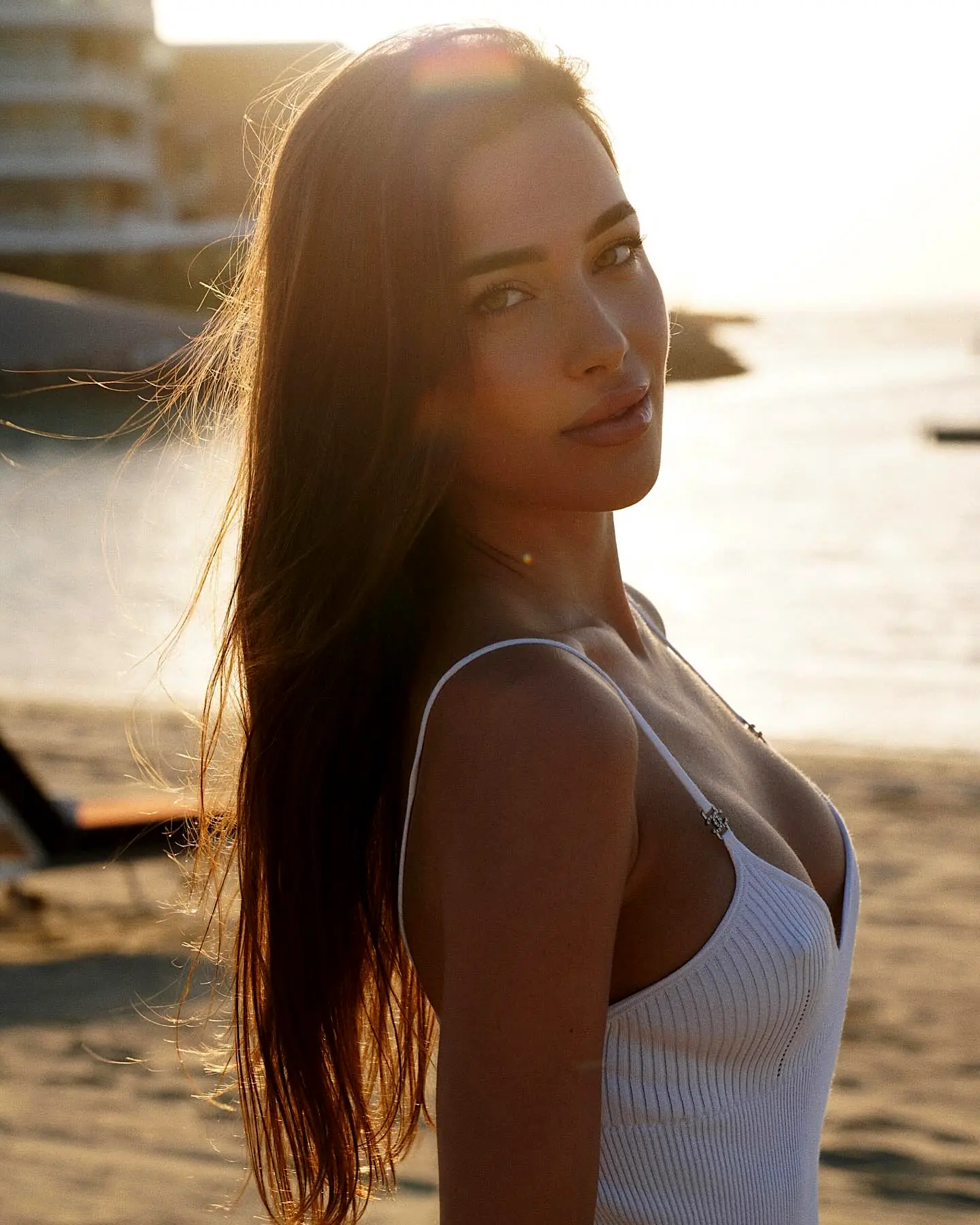 Agnies - Escorte - №3546, Height: 173, Age: 25, Weight: 53