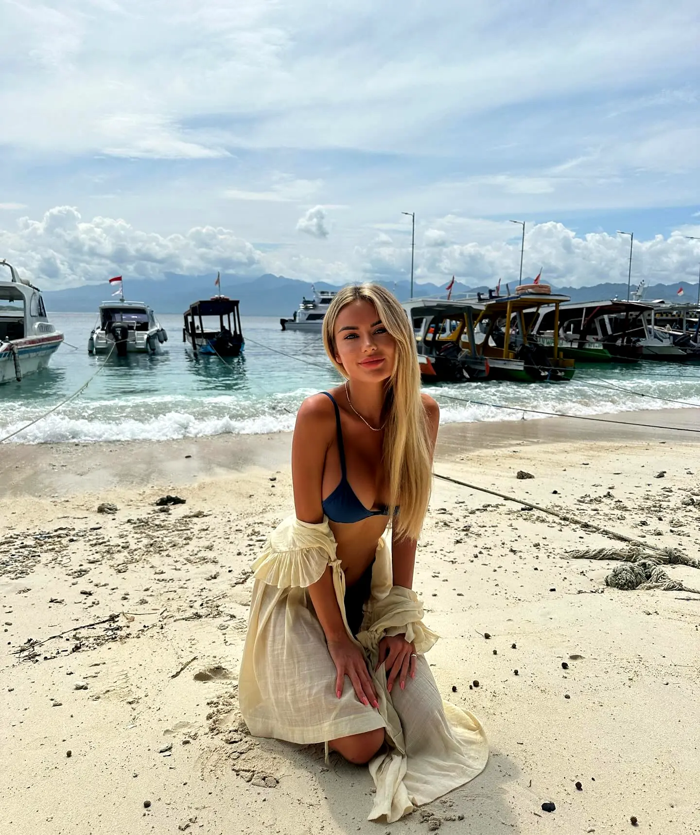 Xena - Escorte - №3486, Height: 172, Age: 26, Weight: 61