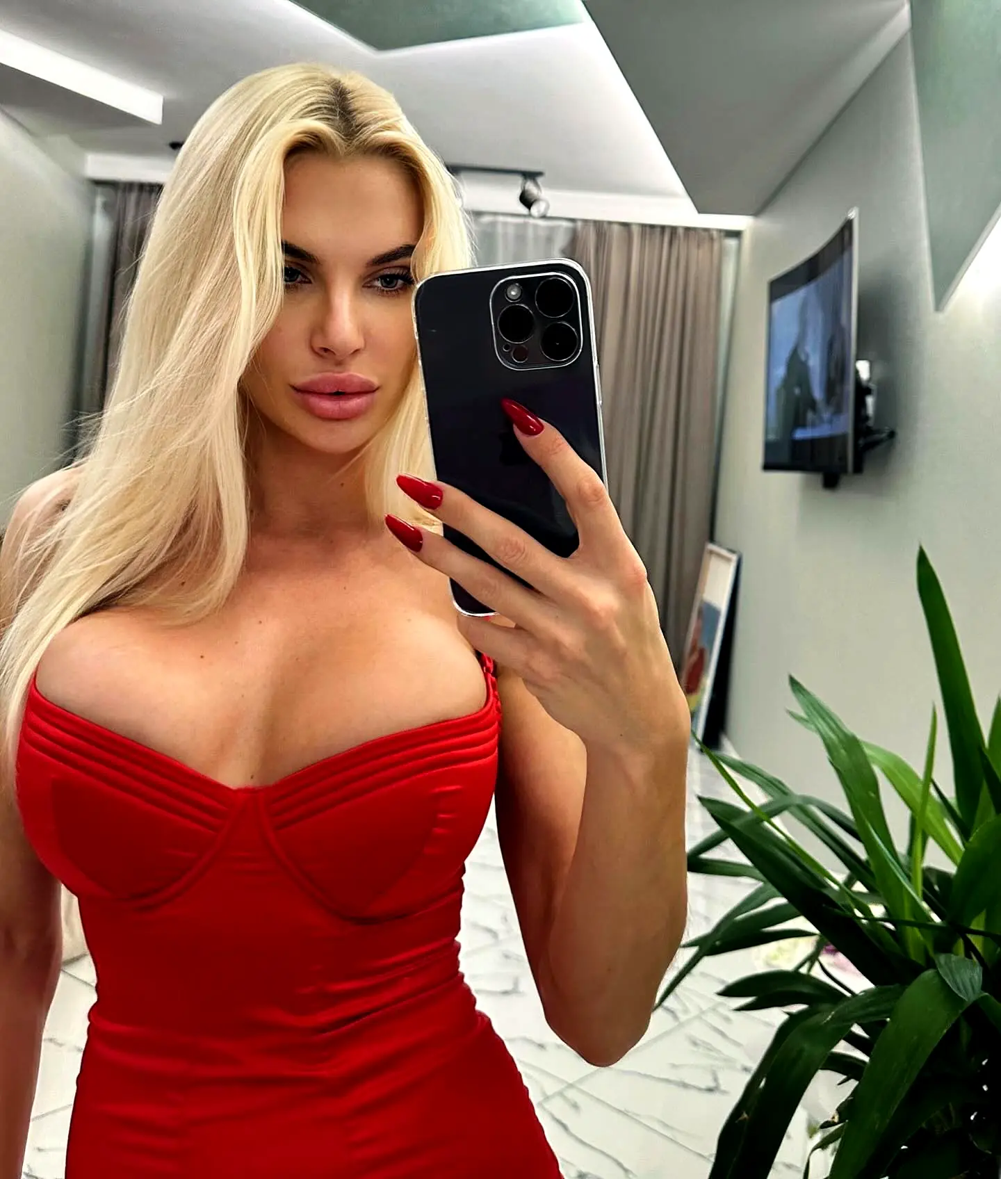 Aneta - Escorte - №3449, Height: 168, Age: 29, Weight: 55
